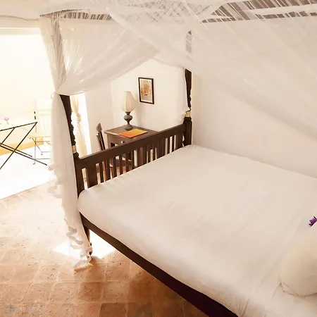Mango House-3